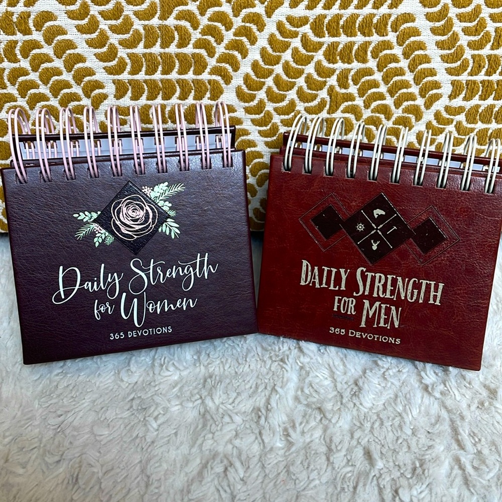 ✨NWT Daily Strength for Men or Women🤎